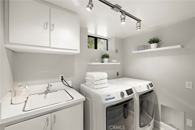 230 High, Laguna Beach, CA 92651