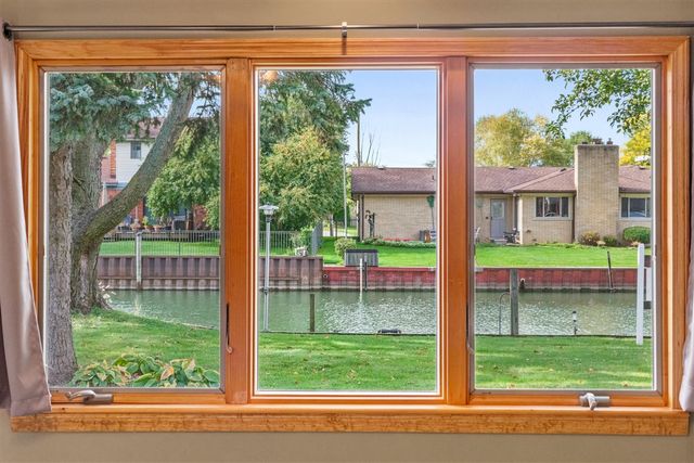 41589 Windmill Street, Harrison Twp, MI 48045
