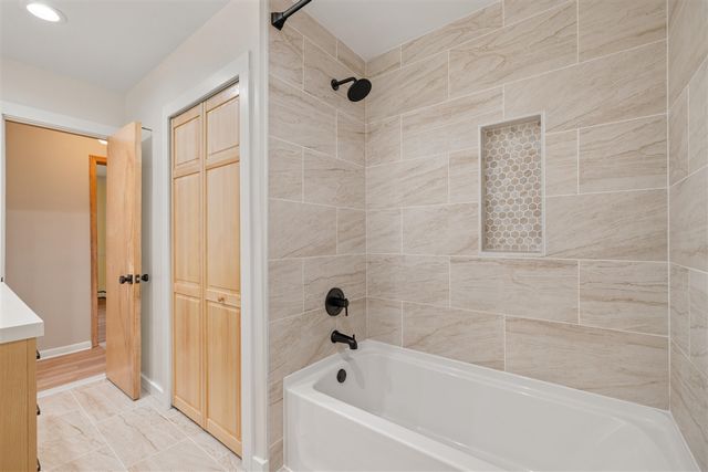 41589 Windmill Street, Harrison Twp, MI 48045