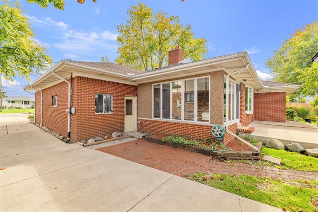 41589 Windmill Street, Harrison Twp, MI 48045