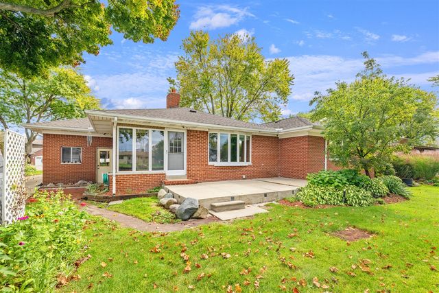 41589 Windmill Street, Harrison Twp, MI 48045