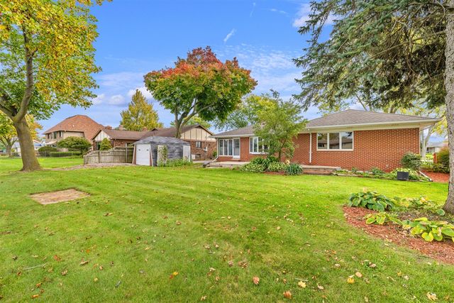 41589 Windmill Street, Harrison Twp, MI 48045