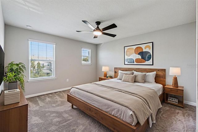 1318 PAINTED BUNTING AVENUE, Oakland, FL 34787