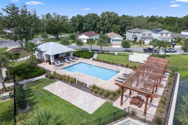 1318 PAINTED BUNTING AVENUE, Oakland, FL 34787