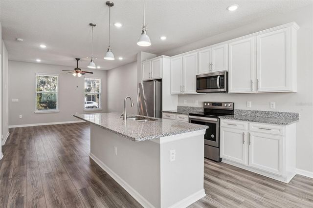 1318 PAINTED BUNTING AVENUE, Oakland, FL 34787