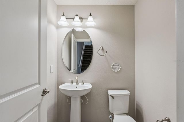 1318 PAINTED BUNTING AVENUE, Oakland, FL 34787