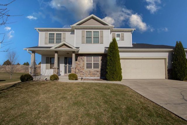 N8202 Pritchard Farm ROAD, Ixonia, WI 53036