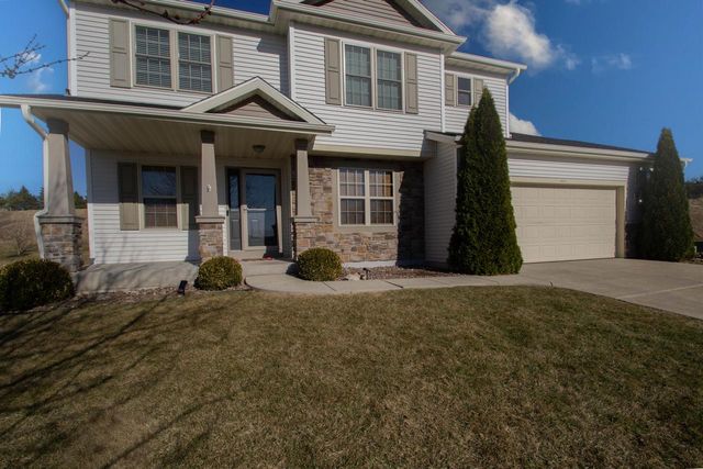 N8202 Pritchard Farm ROAD, Ixonia, WI 53036