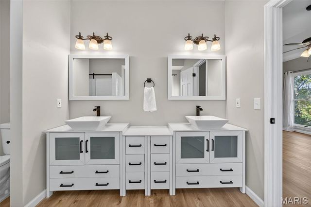 320 Meadow Place Court, St Charles, MO 63303