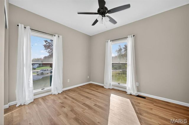 320 Meadow Place Court, St Charles, MO 63303