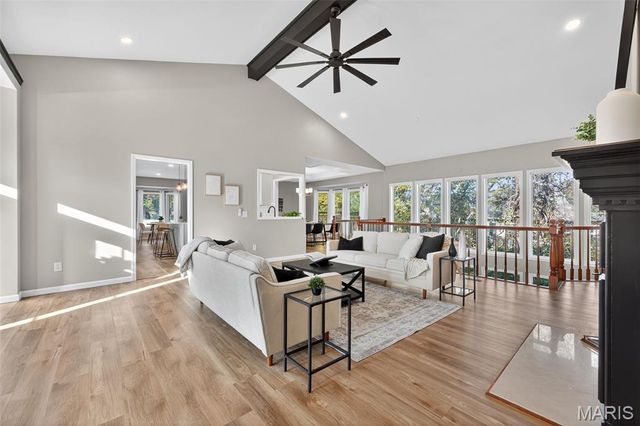 320 Meadow Place Court, St Charles, MO 63303