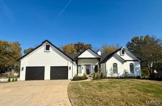 320 Meadow Place Court, St Charles, MO 63303