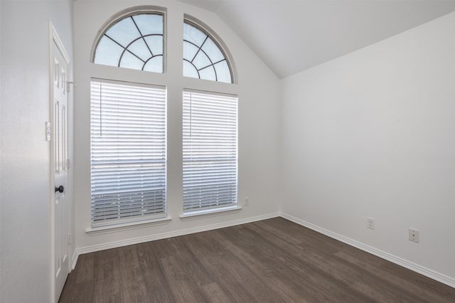 1716 Windsor Drive, Gainesville, TX 76240