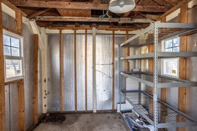 1716 Windsor Drive, Gainesville, TX 76240