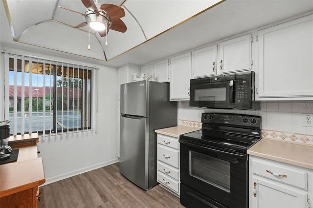 7360 ULMERTON ROAD 2B, Largo, FL 33771