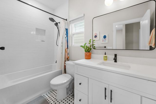 121 Broadway, Old Hickory, TN 37138