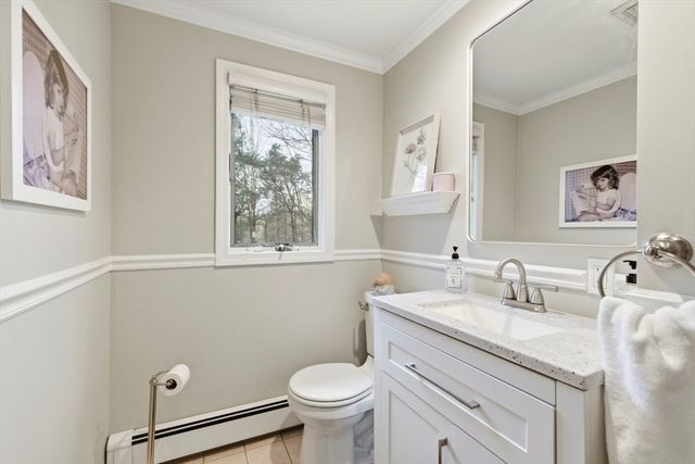 11 Sunrise Road, Foxboro, MA 02035