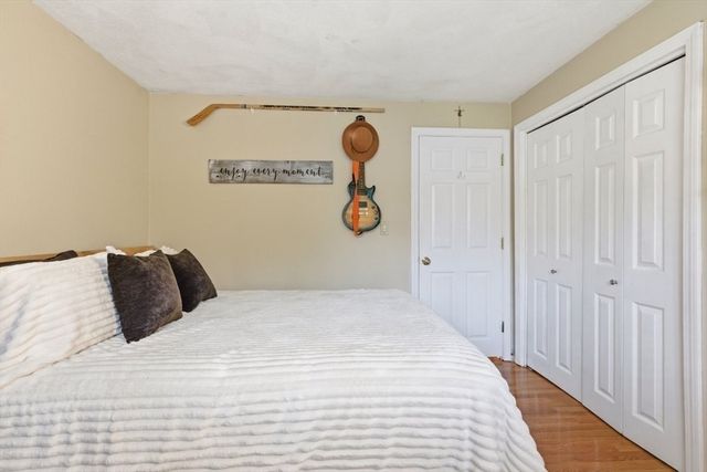 11 Sunrise Road, Foxboro, MA 02035