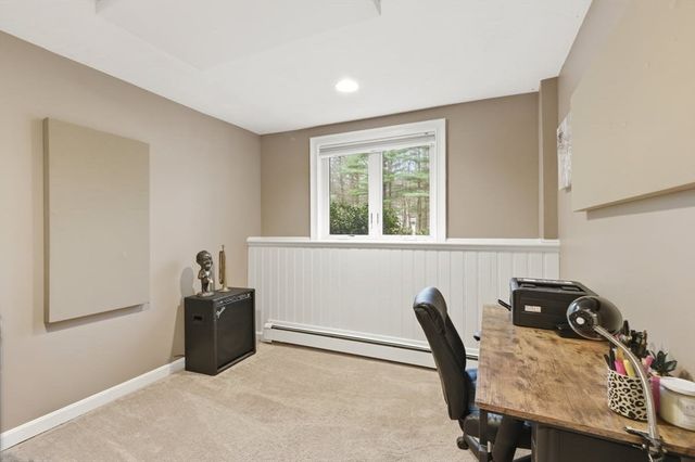 11 Sunrise Road, Foxboro, MA 02035