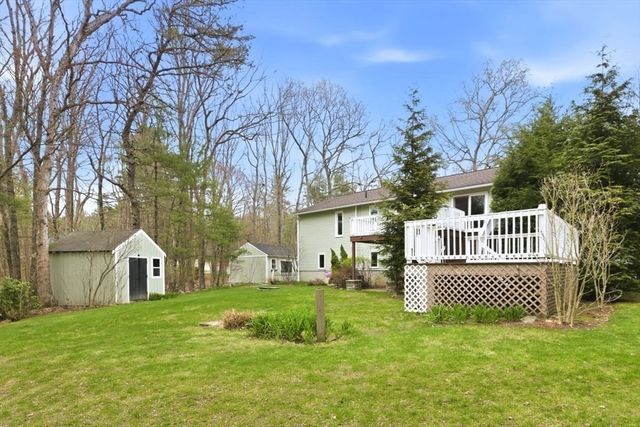 11 Sunrise Road, Foxboro, MA 02035