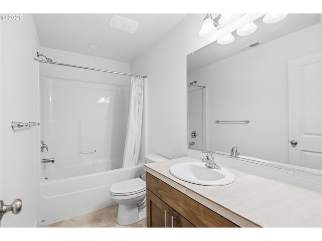 2095 S HEATHER St, Cornelius, OR 97113