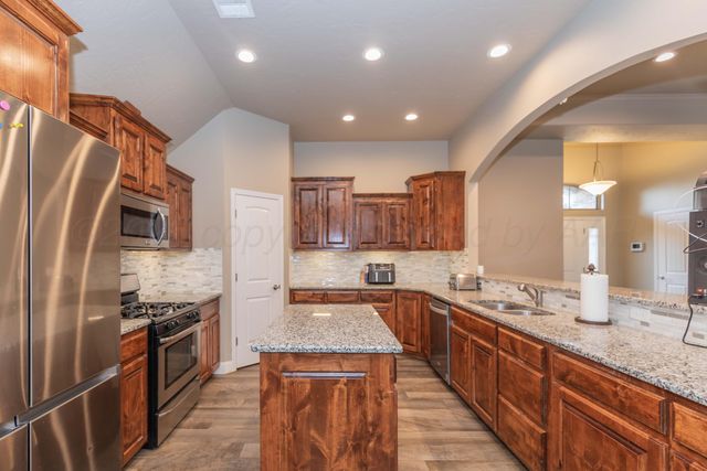 7402 ROCHESTER, Amarillo, TX 79118