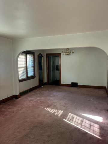 863 E Isabella Avenue, Muskegon, MI 49442