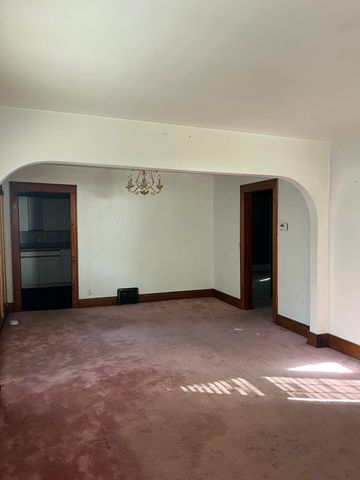863 E Isabella Avenue, Muskegon, MI 49442