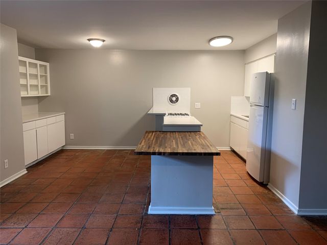 1808 W 35th ST 10, Austin, TX 78703