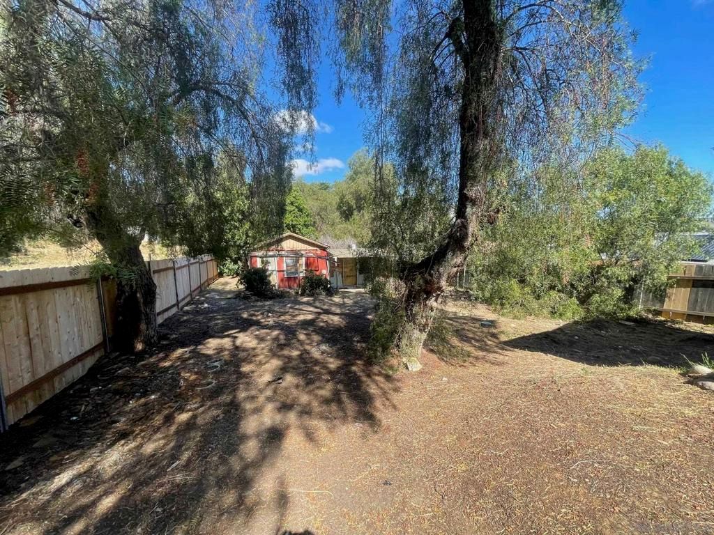 Image 4 of property listing at 8574 Atlas View, Santee, CA 92071