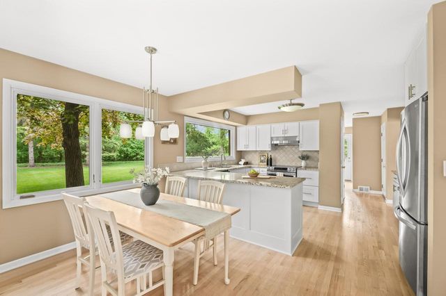 12955 Dunwoody DRIVE, Elm Grove, WI 53122