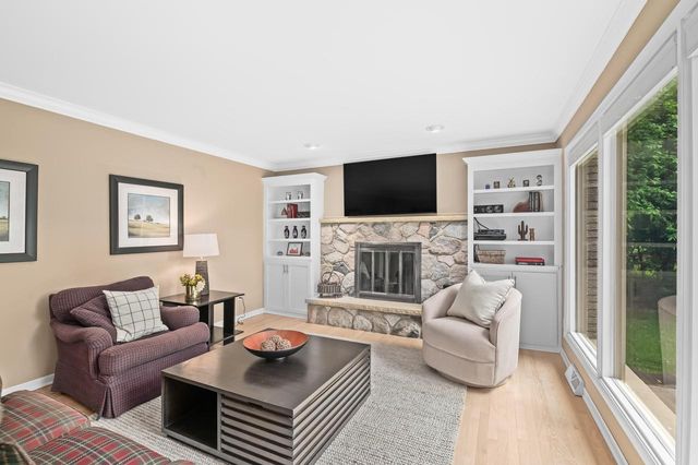 12955 Dunwoody DRIVE, Elm Grove, WI 53122