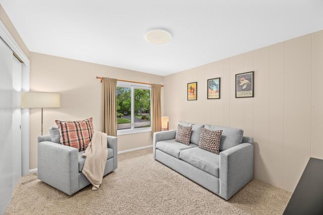 12955 Dunwoody DRIVE, Elm Grove, WI 53122