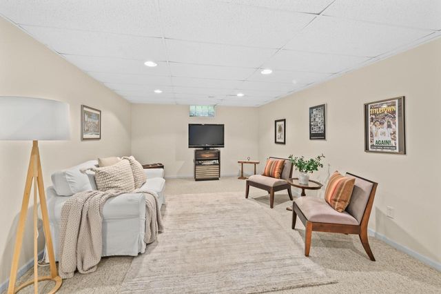 12955 Dunwoody DRIVE, Elm Grove, WI 53122