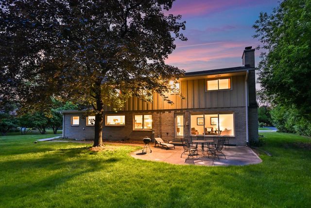 12955 Dunwoody DRIVE, Elm Grove, WI 53122