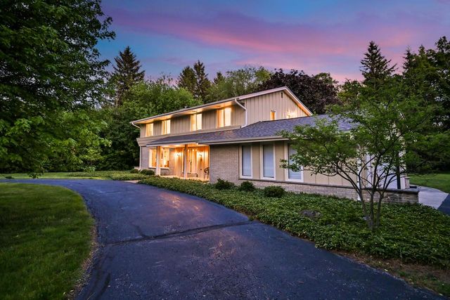 12955 Dunwoody DRIVE, Elm Grove, WI 53122