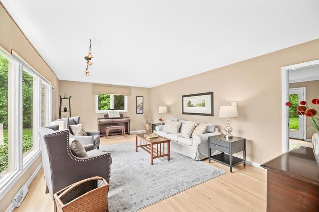 12955 Dunwoody DRIVE, Elm Grove, WI 53122
