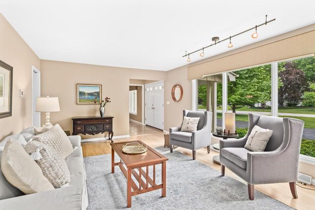 12955 Dunwoody DRIVE, Elm Grove, WI 53122