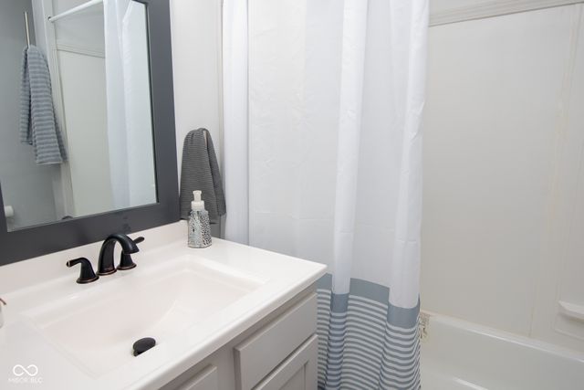 520 E 9th Street, Rushville, IN 46173