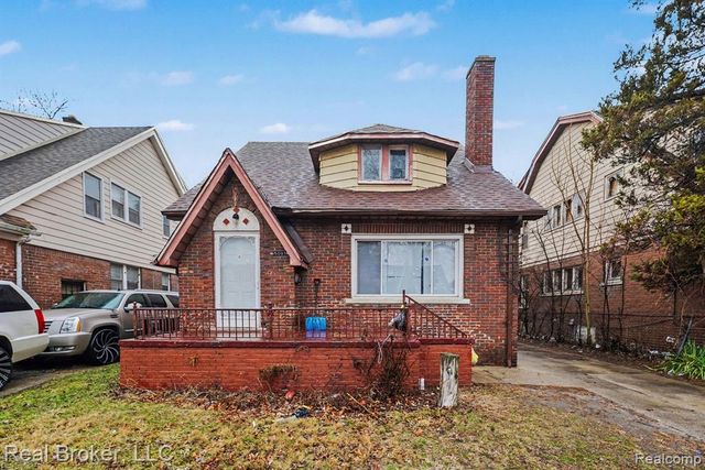 15095 Lesure Street, Detroit, MI 48227