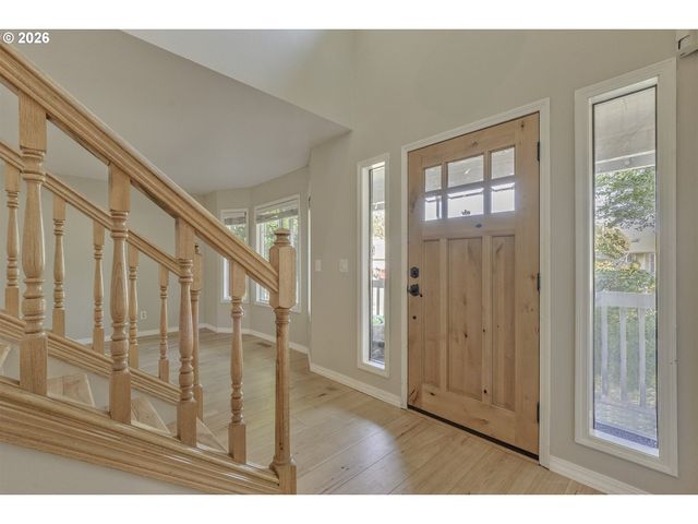 1747 Ne 54TH Ct, Hillsboro, OR 97124