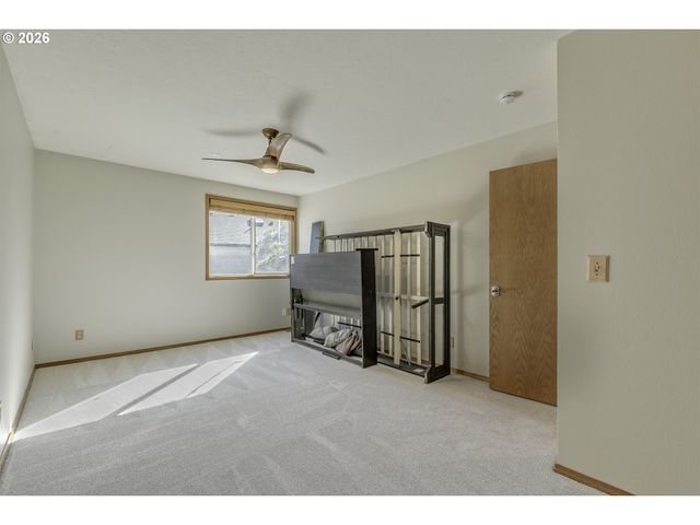 1747 Ne 54TH Ct, Hillsboro, OR 97124