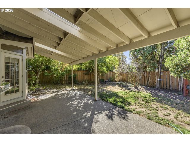 1747 Ne 54TH Ct, Hillsboro, OR 97124