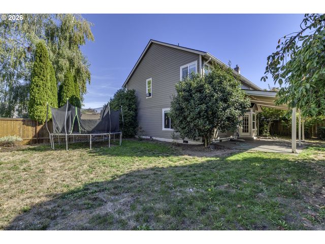 1747 Ne 54TH Ct, Hillsboro, OR 97124