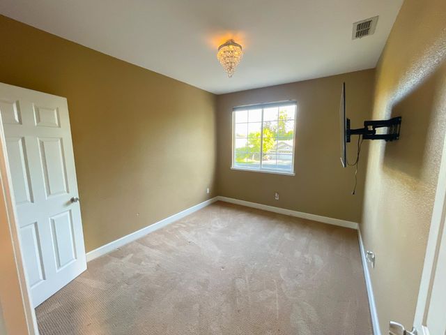 348 Ainsdale Ct, Roseville, CA 95747
