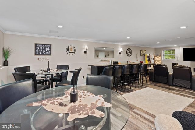 9 AUTUMN LN, Burlington, NJ 08016