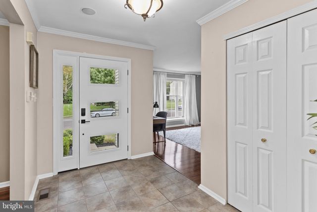 9 AUTUMN LN, Burlington, NJ 08016
