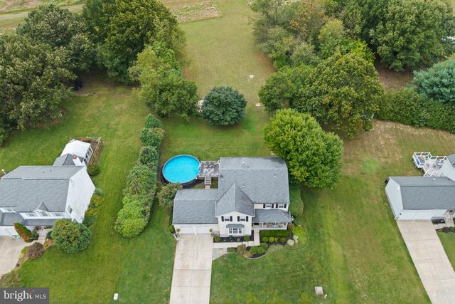 9 AUTUMN LN, Burlington, NJ 08016
