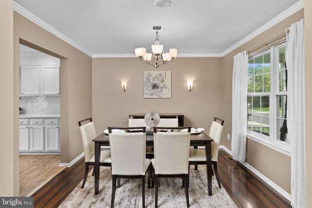 9 AUTUMN LN, Burlington, NJ 08016