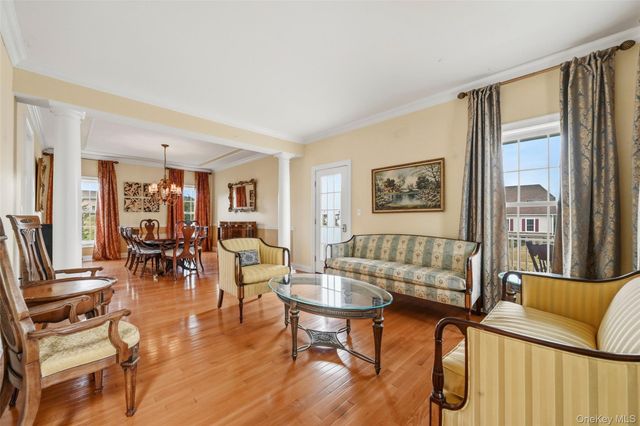 11 Hopeview Court, Newburgh, NY 12550